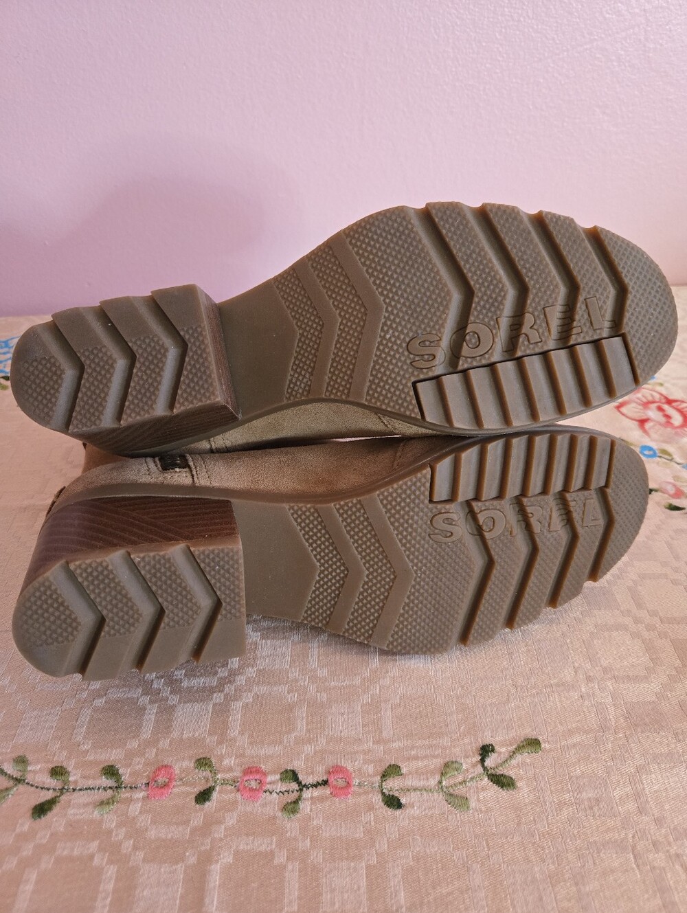 Sorel Women's Suede Ankle Boots - Picture 5 of 8